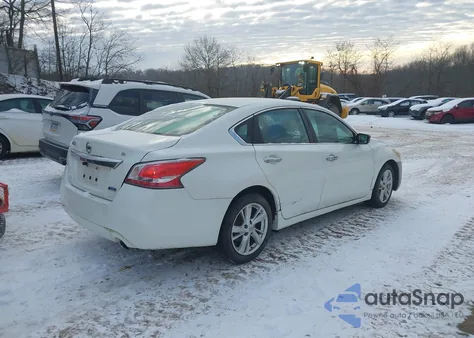 2014 Nissan Altima 2.5 S из США, поврежденный, VIN 1N4AL3AP8EC291660